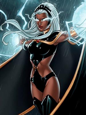 Элисон Сили-Смит в роли Ороро Манро / Шторма